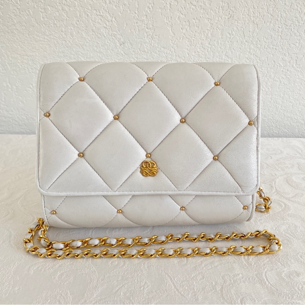 White Quilted chain strap flap Crossbody Bag